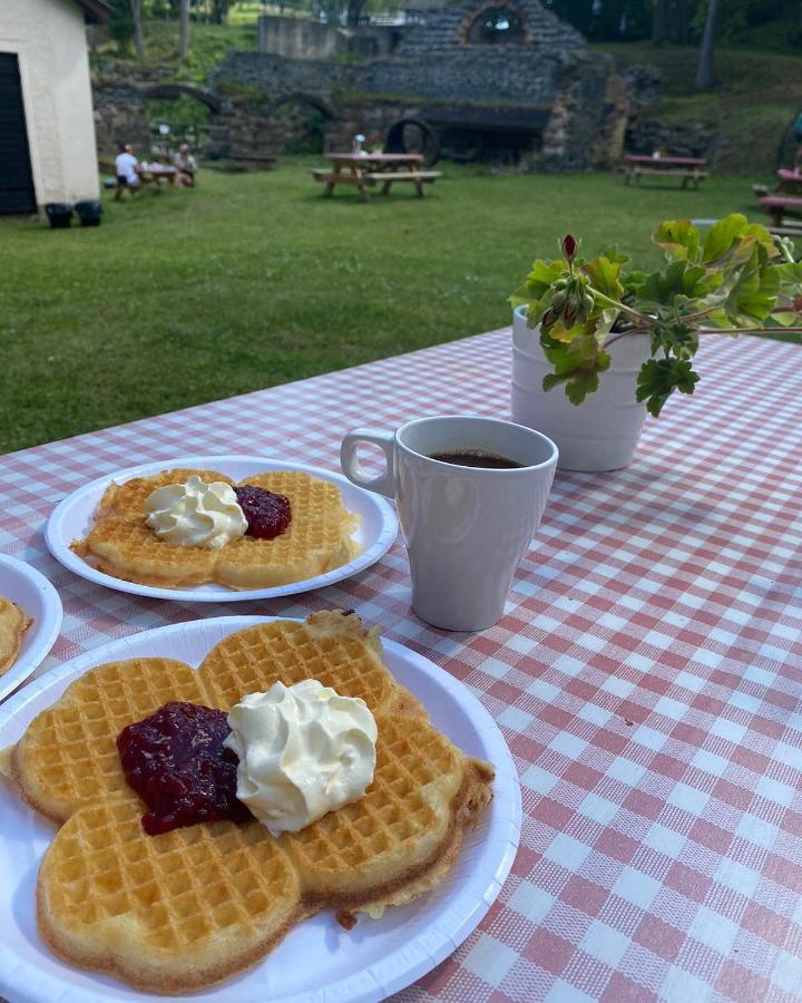 Affittacamere Eds Bruk Basecamp Edsbruk Esterno foto